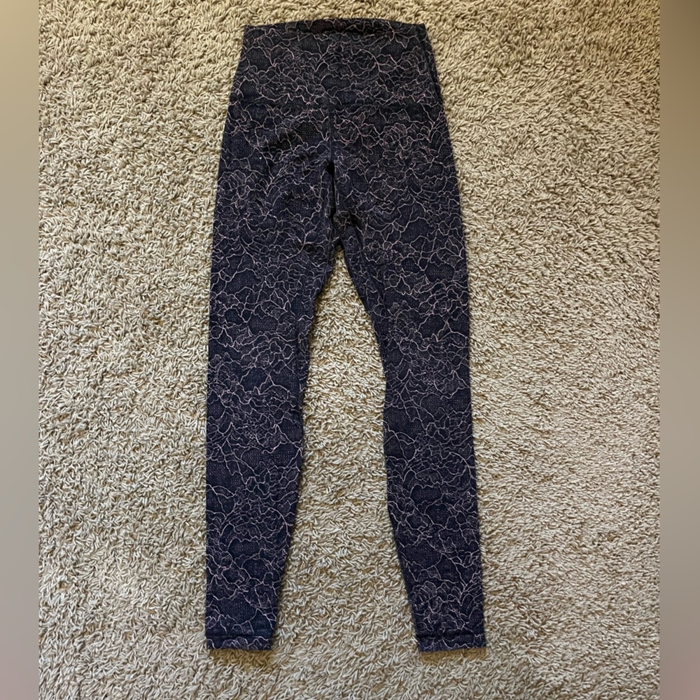Lululemon Align Leggings 28’’ (Landscape Spanish Rose Black Floral Mauve)